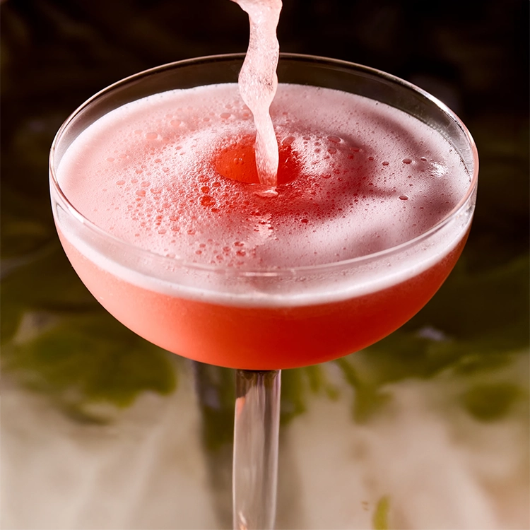 Old Friend Cocktail: A Refreshing Blend of Gin & Grapefruit
